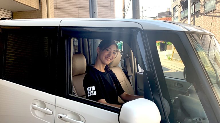 送迎車・駐車場完備